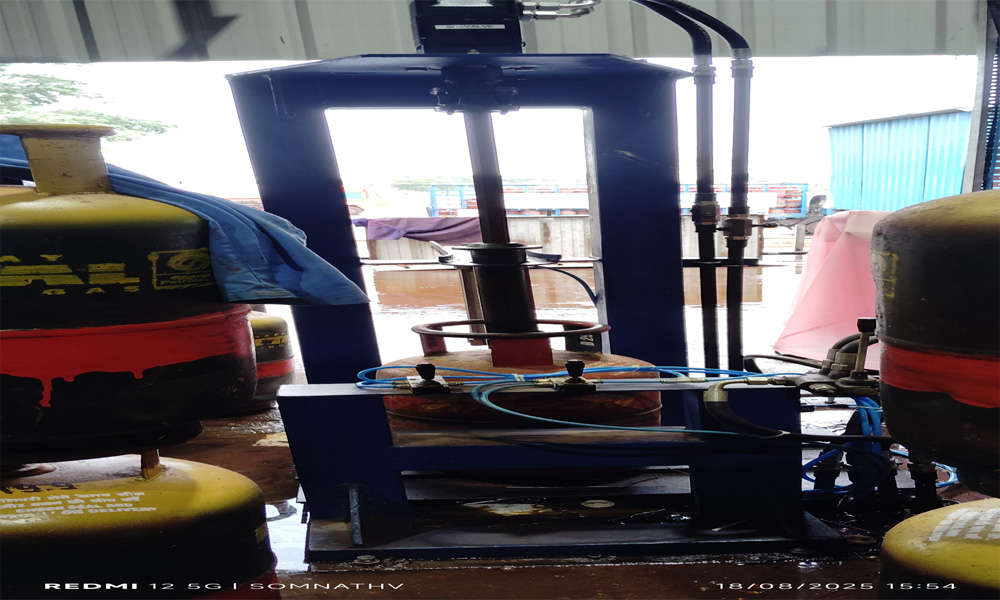 SC Valve Screwing Machine (BPCL)